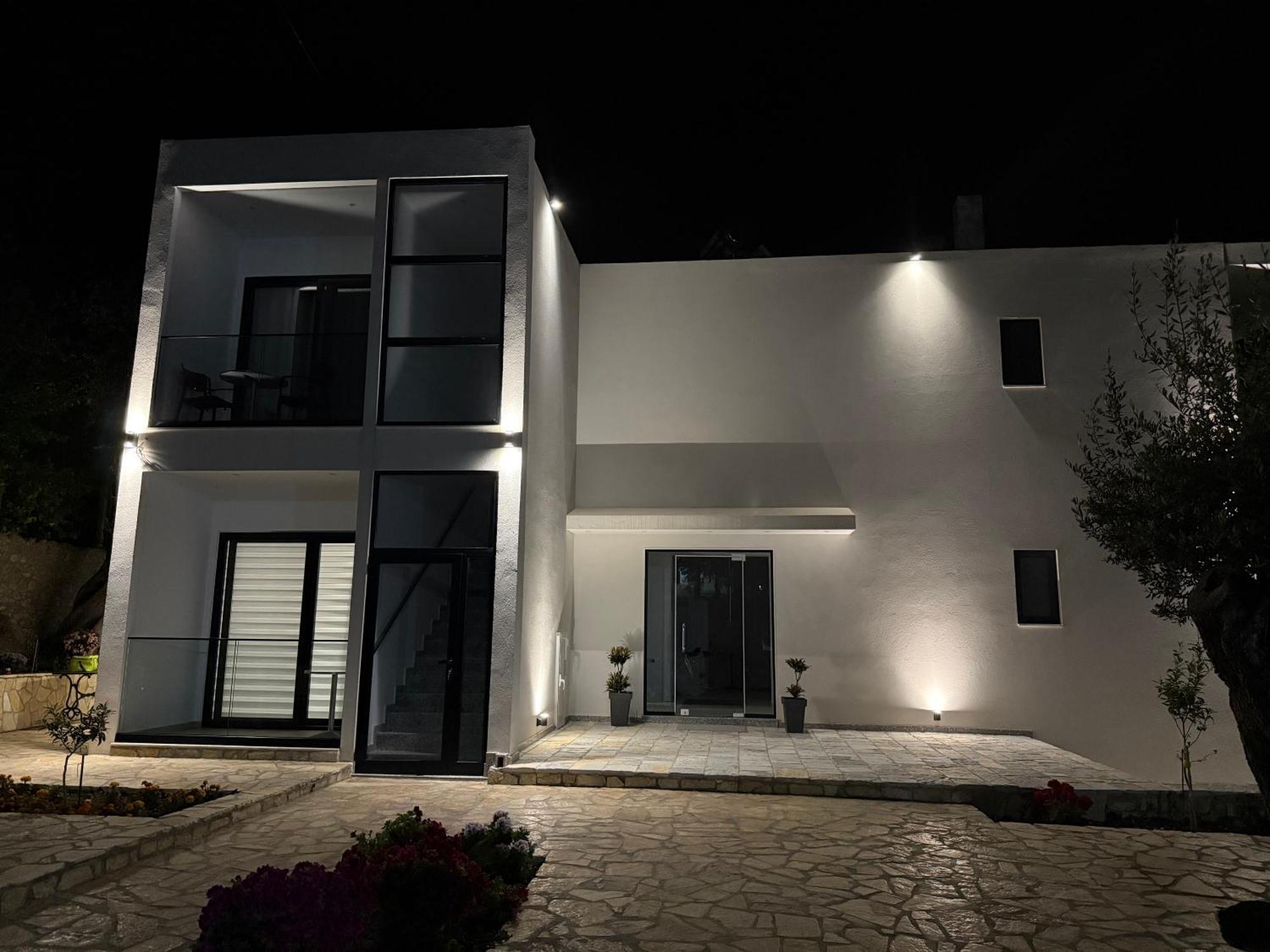 Villa Thomas Dhërmi Esterno foto